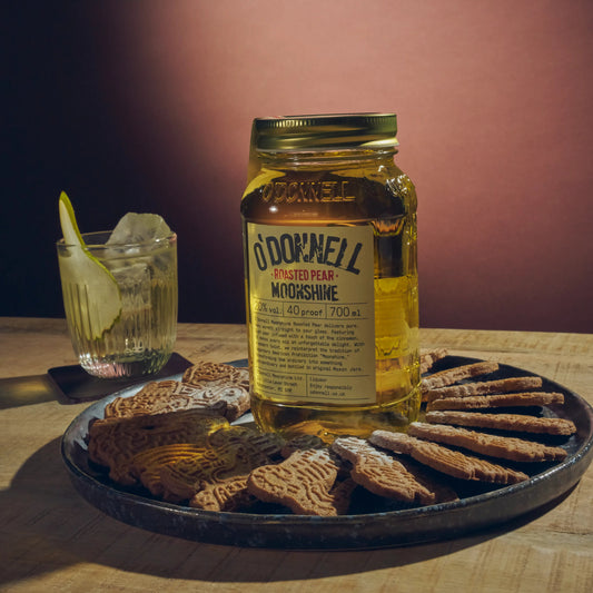O’Donnell Moonshine Roasted Pear 20% vol. in een 700ml Mason Jar met speculaas – sfeerbeeld
